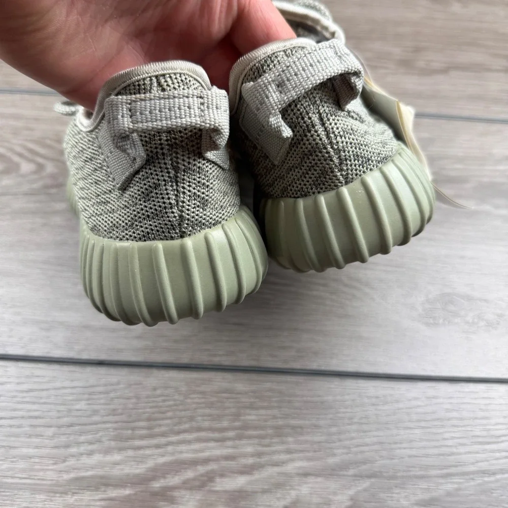 Adidas Womens Yeezy Boost 350 Moonrock Sneakers Grey 6.5 New